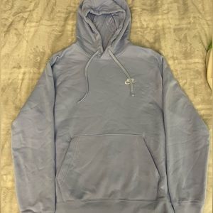 NWOT Men’s Nike Periwinkle Hoodie